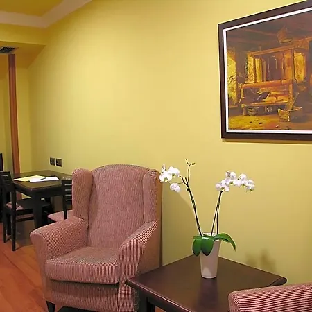 Отель Ii Castillas 4*