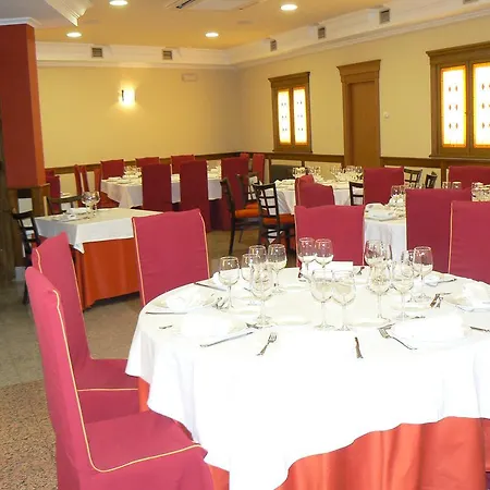 Ii Castillas Hotel 4*