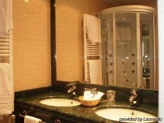 阿维拉城堡二号酒店 4* Ávila