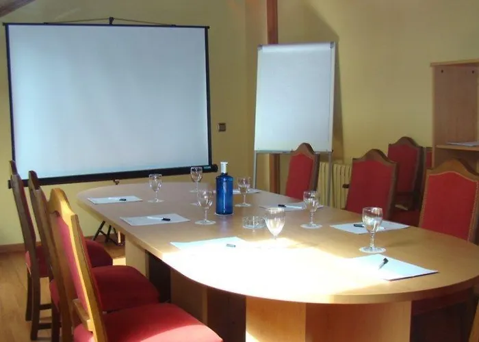 阿维拉城堡二号酒店 Ávila