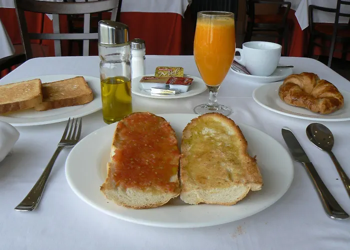 Ii Castillas Szálloda 4*